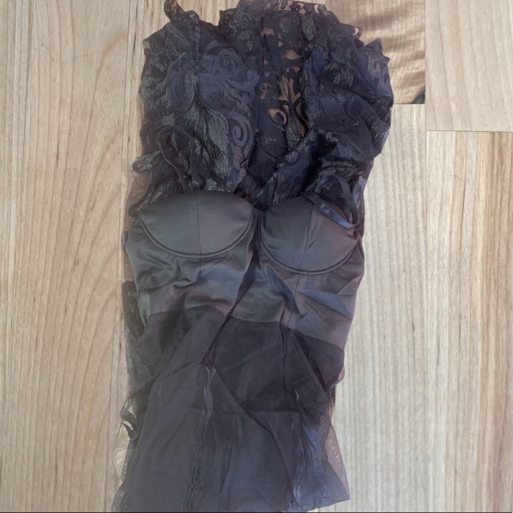❌DONATED❌Black Bustier With Lace Mesh Overlay Maxi Shorts Romper - Picture 4 of 17
